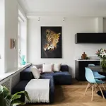 Luxurious Inner-City Flat